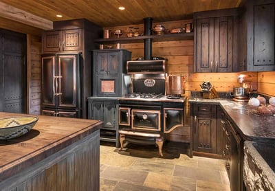 https://44364876.fs1.hubspotusercontent-na1.net/hubfs/44364876/elmira-stove-works-antique-kitchen.jpg